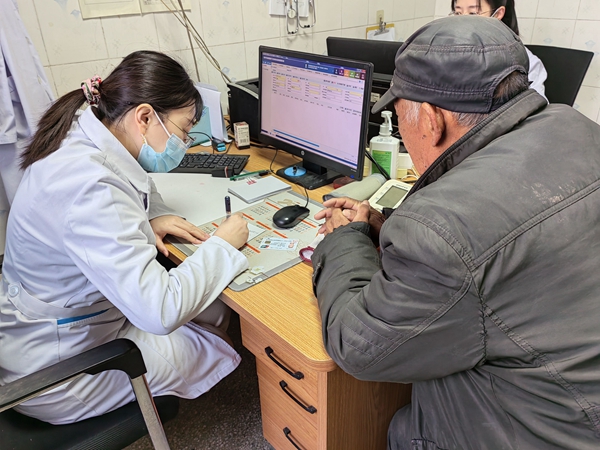 農工黨徐州市委會開展助力鄉村振興專家坐診活動