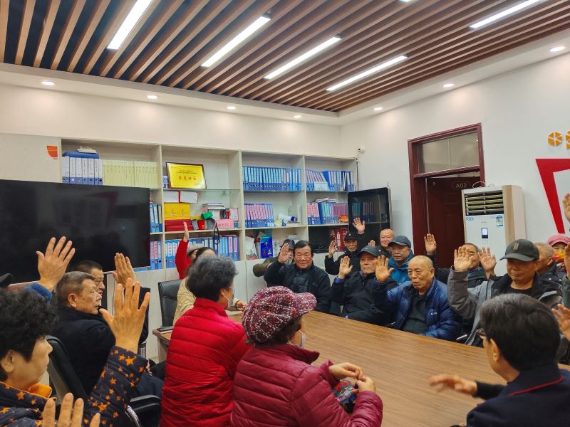 云龍區(qū)子房街道津浦社區(qū)召開改造停車場專題議事會