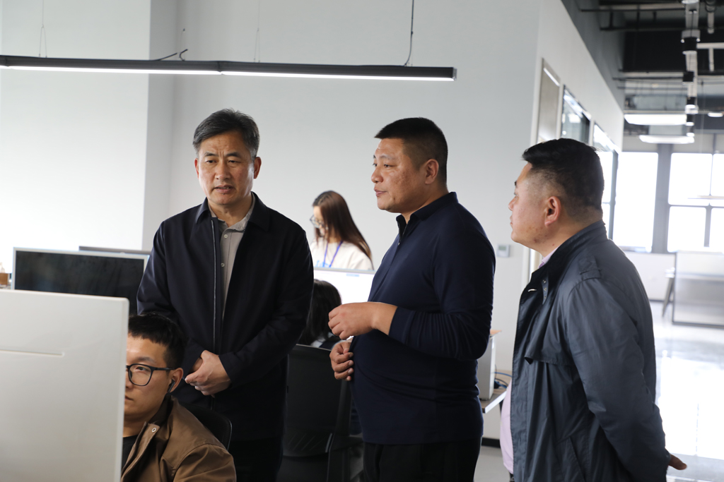 新沂市政協主席王君迎走訪委員企業開展招商引資活動