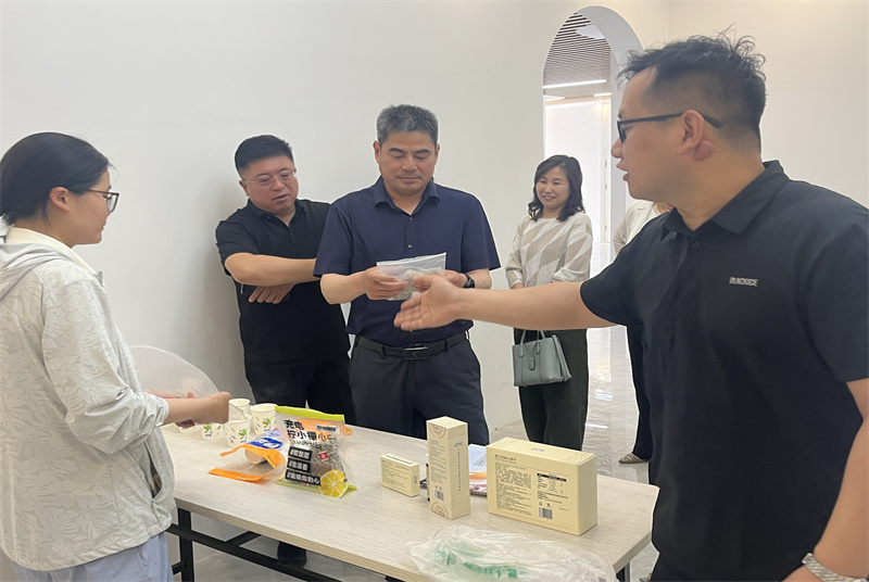 沛縣政協開展“雙周聯系委員日”活動