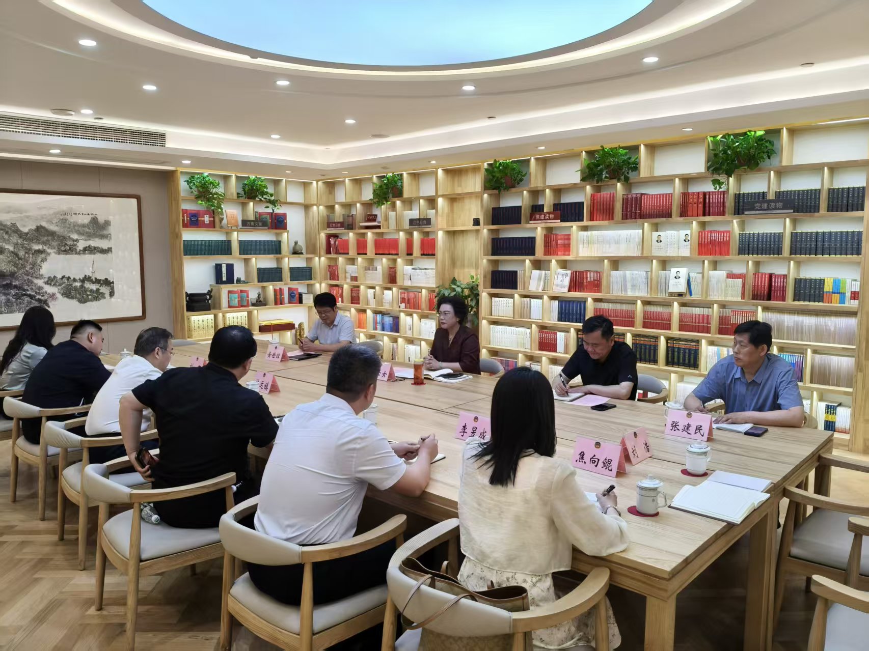市政協開展“雙周聯系委員日”活動