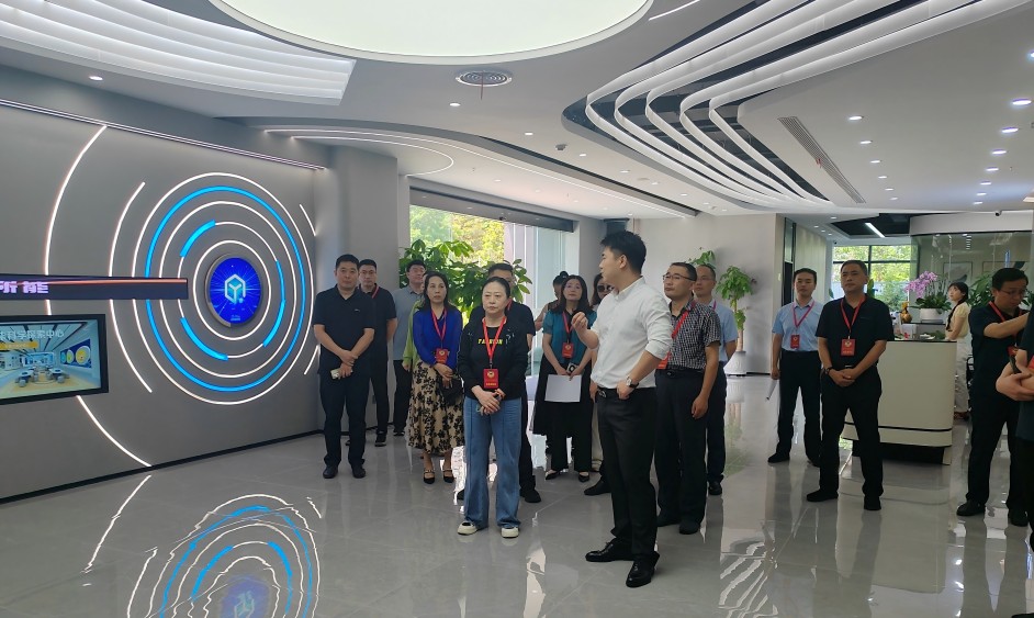 云龍區政協開展“堅定文化自信，汲取前行力量”主題考察活動