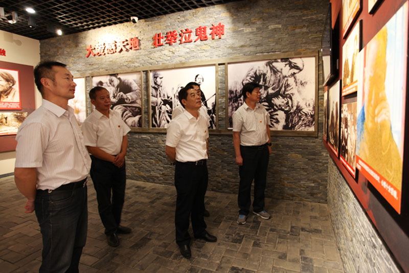 新沂市政協組織機關黨員干部赴孟良崮、紅嫂紀念館開展“不忘初心、牢記使命”主題教育集中學習