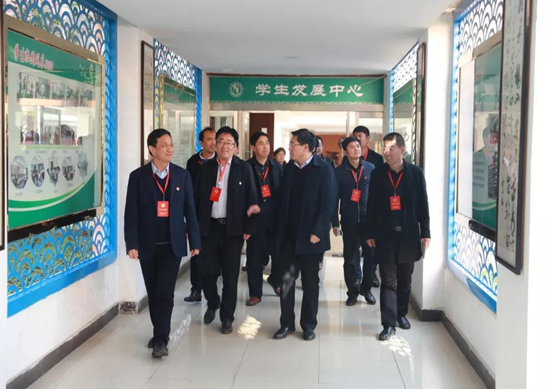 邳州市政協專題調研高中品牌建設工作