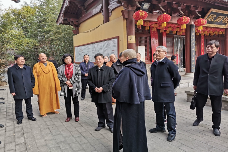 省政協(xié)來徐調(diào)研佛教場(chǎng)所規(guī)范化管理情況