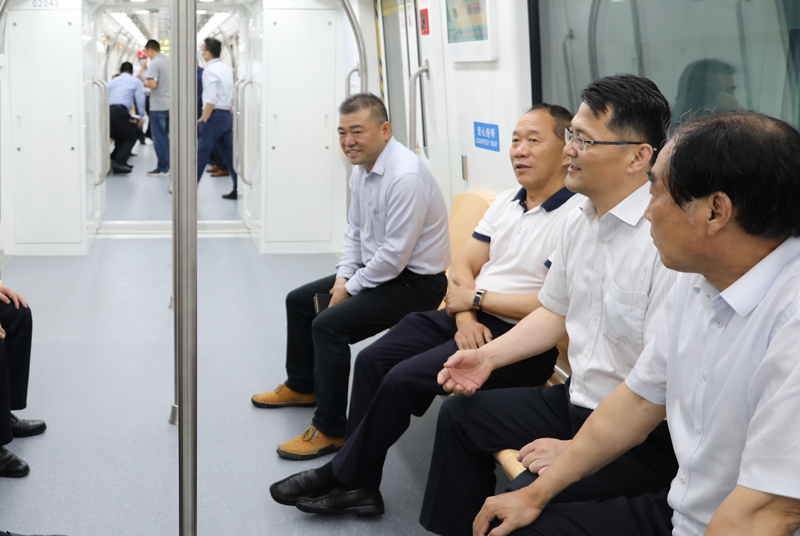 市政協(xié)督辦軌道交通建設(shè)及地鐵經(jīng)濟(jì)發(fā)展工程專題重點(diǎn)提案