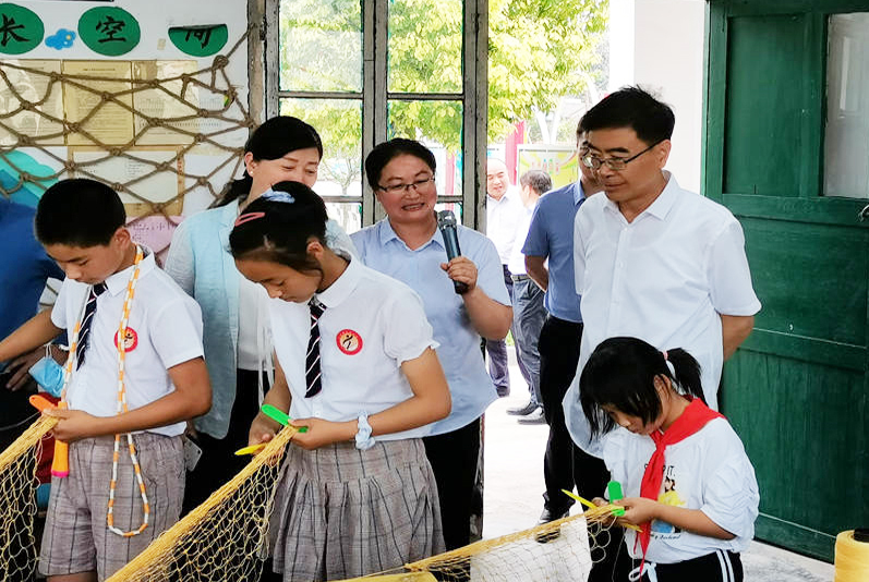 市政協(xié)視察我市青少年近視防控情況