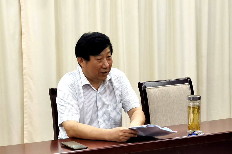 弘揚艱苦奮斗精神 厲行勤儉節(jié)約-市政協(xié)副主席王軍到所在支部上黨課