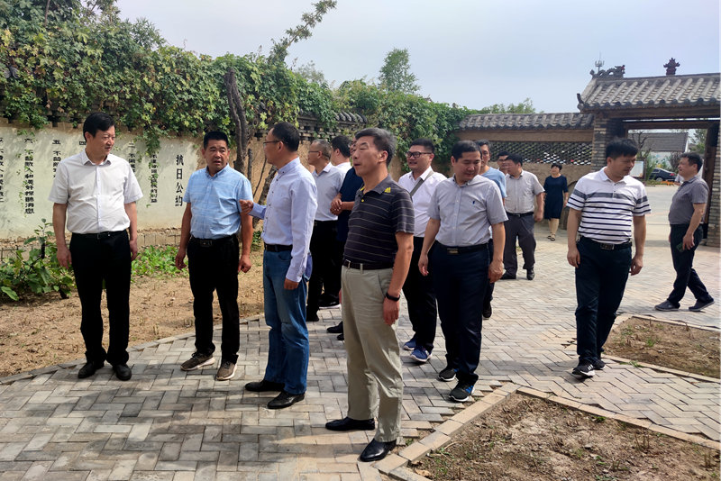 鎮江市政協來徐學習考察鄉村公共空間治理工作