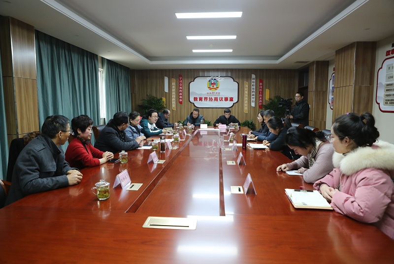 云龍區政協教育界圍繞“推進中華優秀傳統文化進校園”開展協商議事
