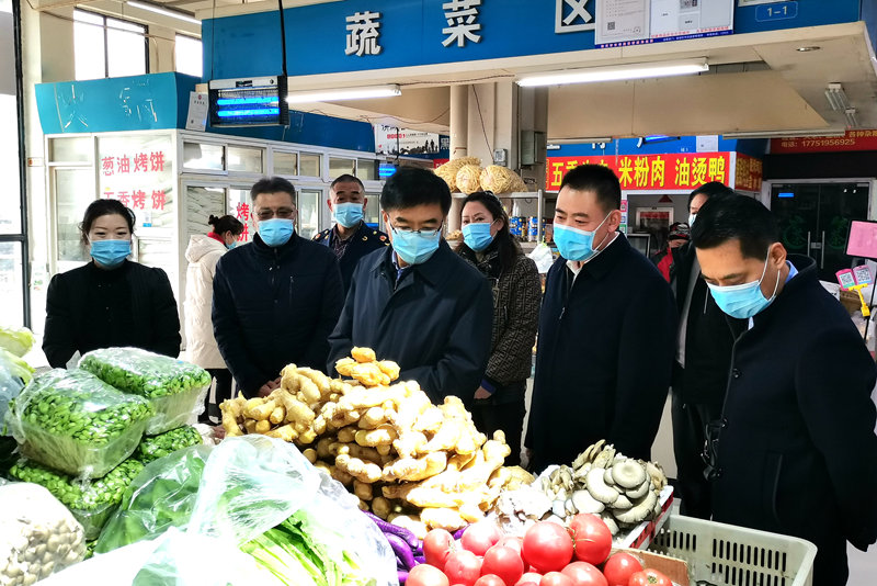 孟鐵林帶隊赴鼓樓區九里街道調研文明城市創建
