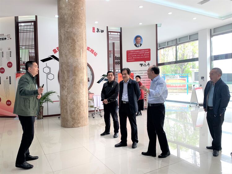 賈汪區(qū)政協(xié)主席吳振成調(diào)研“有事好商量”協(xié)商議事工作