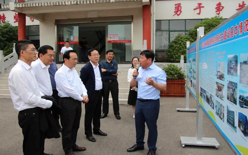 省政協來柳泉鎮北村視察調研協商民主建設工作