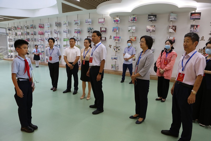 云龍區(qū)政協(xié)主席會議督辦“家校共育”“課后延時服務(wù)”等重點(diǎn)提案