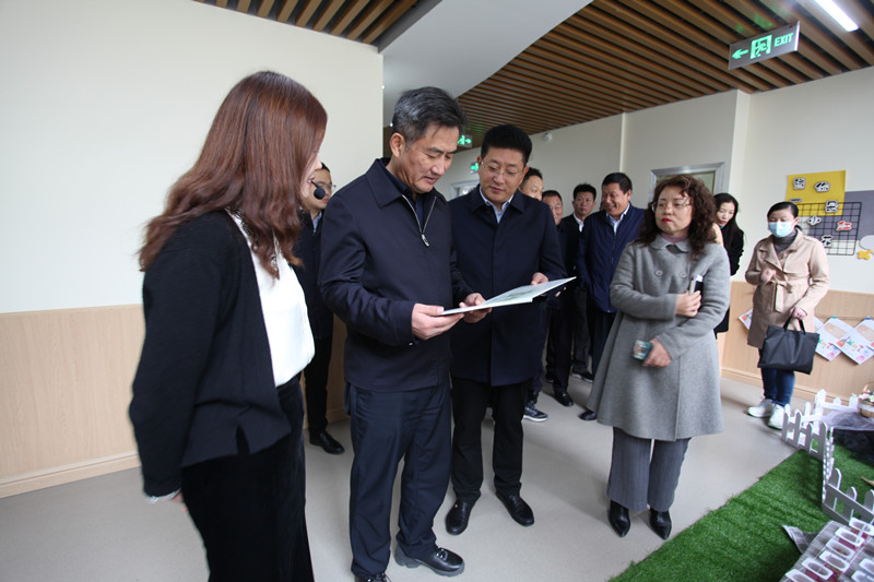 新沂市政協舉行校舍資源建設重點協商活動