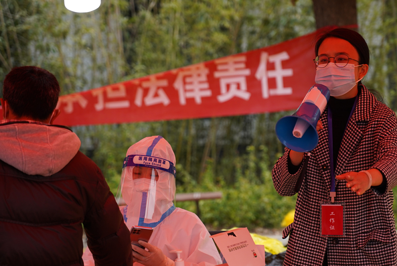 市政協(xié)委員蓋達維：白天黑夜的奮戰(zhàn) 只為等待曙光