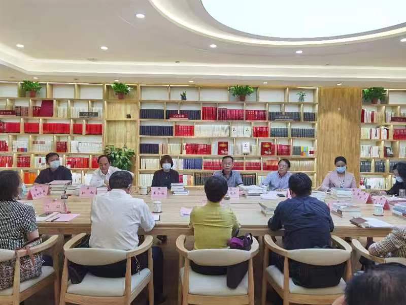 全市政協文化文史工作座談會召開