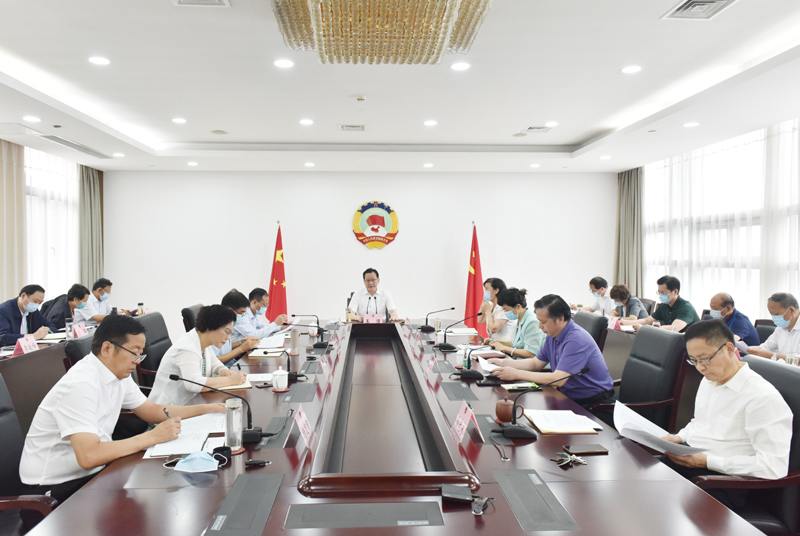市政協(xié)召開(kāi)黨組會(huì)議 王強(qiáng)主持會(huì)議并講話