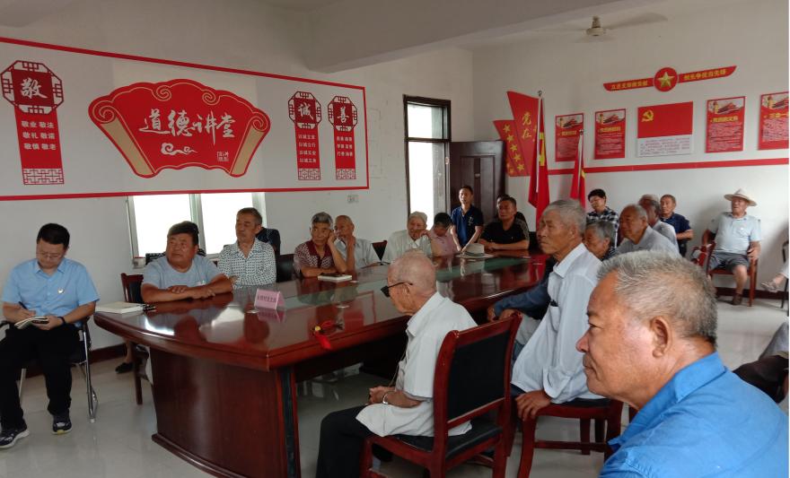 賈汪區(qū)塔山鎮(zhèn)聶莊村： 路邊的景色“你們說了算”