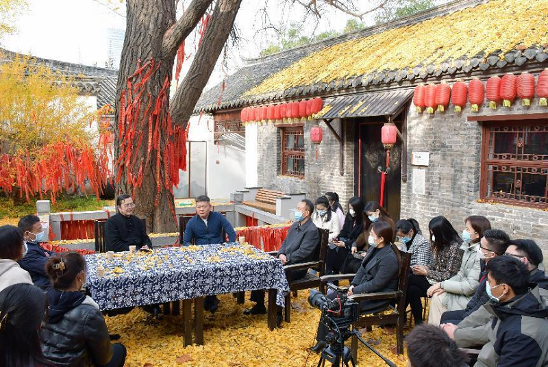 云龍區政協委員走進文脈大講堂講述兩漢歷史和徐州文脈故事