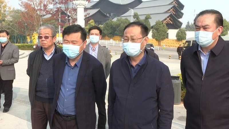 2022年10月，李靖華副主席帶領調研組視察文化軸打造情況 (2).jpg