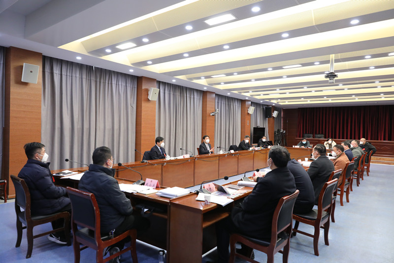 新沂市政協工商聯界別組織熱烈討論