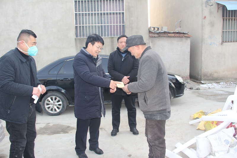 賈汪區(qū)政協(xié)開展低收入群體走訪慰問活動