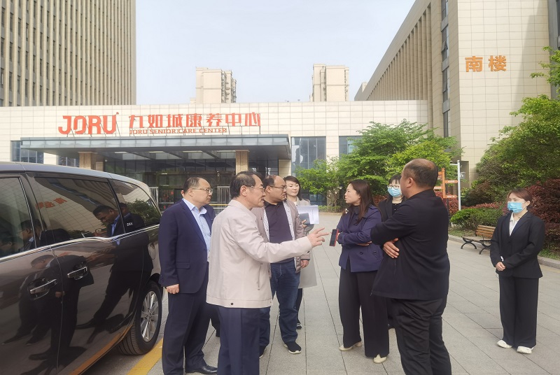 云龍區(qū)政協(xié)赴翠屏山街道、潘塘街道開展“助力民營經(jīng)濟(jì)健康發(fā)展、高質(zhì)量發(fā)展”深度走訪調(diào)研