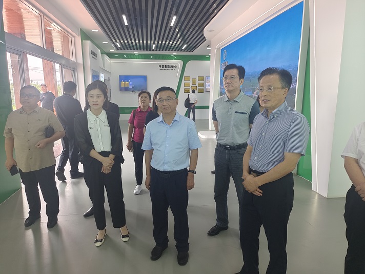 湖南省湘西土家族苗族自治州政協(xié)來徐考察