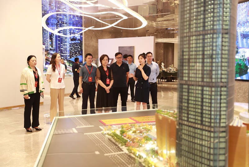 云龍區政協召開十屆七次常委會會議