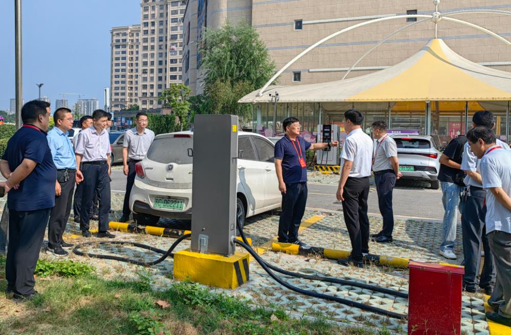豐縣政協開展加大新能源車輛充電設施建設提案協商督辦活動