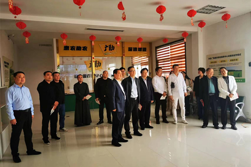 市政協少數民族和宗教界別開展委員服務聯系界別群眾活動