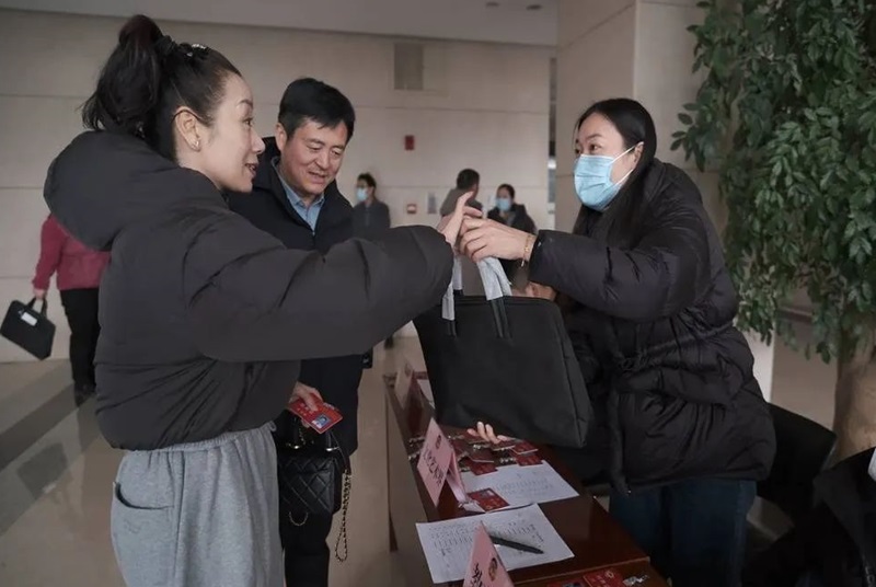 履職擔當 共謀發展 云龍區政協委員向大會報到