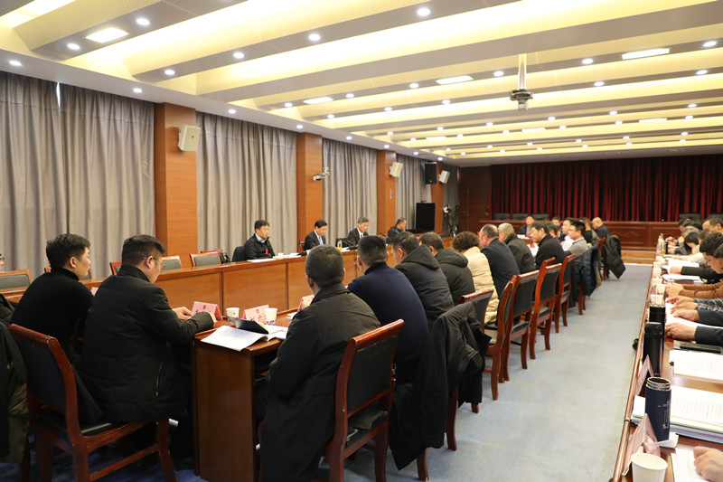 新沂市委書記陳堂清參加新沂市政協(xié)十一屆三次會(huì)議工商聯(lián)界別討論