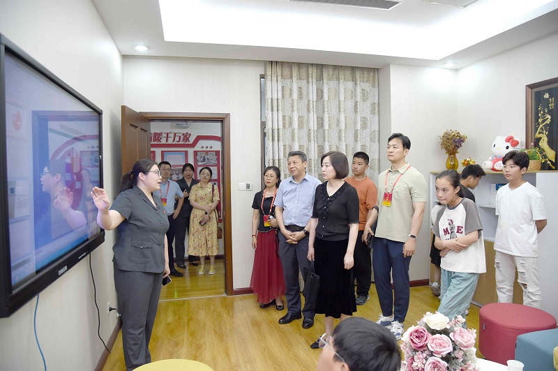 農工黨徐州市委會開展“走近黨員”系列活動