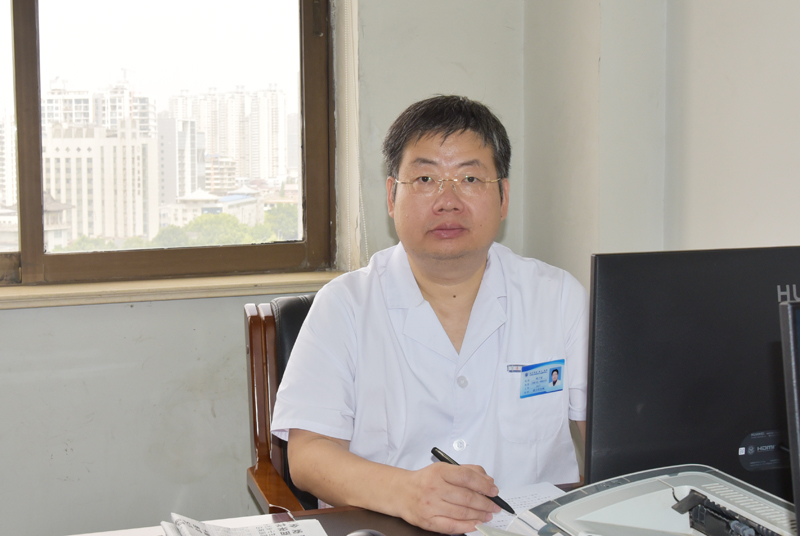 仁心濟(jì)世，履職為民——記市政協(xié)委員劉子安