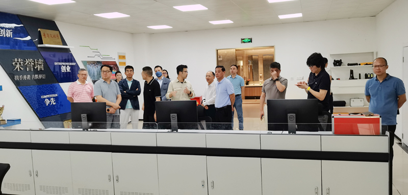 上海浦東新區政協來我市學習考察