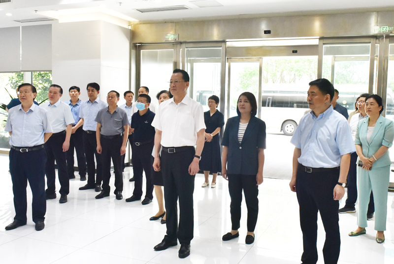 市政協(xié)召開十六屆三十二次主席會議 王強主持并講話