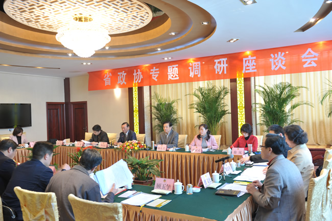 李樂民陳東美率省政協(xié)調(diào)研組來徐調(diào)研