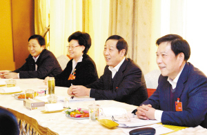 凝聚智慧力量 推進“兩個率先”