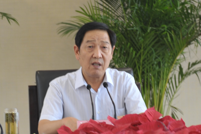 徐州市政協(xié)召開十四屆二次主席會議