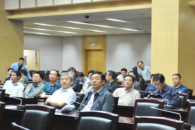 市政協(xié)機關黨員干部觀看《中國夢 中國路》