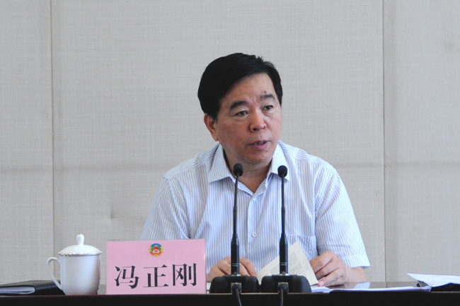 市政協(xié)召開學(xué)習(xí)貫徹中辦《關(guān)于加強(qiáng)人民政協(xié)協(xié)商民主建設(shè)的實(shí)施意見》專題討論會(huì)