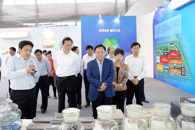 市政協主席會議專題視察邳州新型工業化建設情況