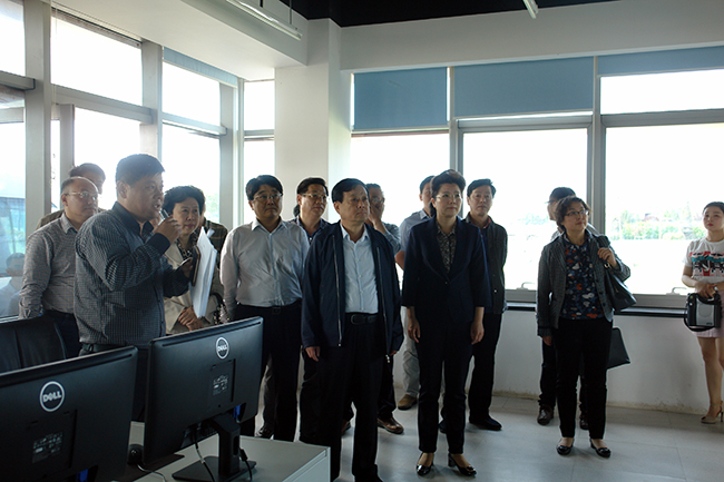 市政協(xié)組織委員視察徐州保稅物流中心發(fā)展建設(shè)情況