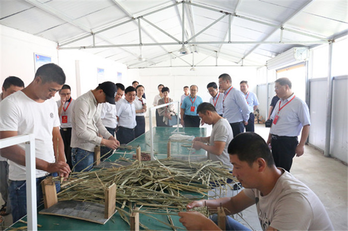 邳州市政協(xié)視察公共法律服務(wù)體系建設(shè) 和“法治道德銀行”建設(shè)工作