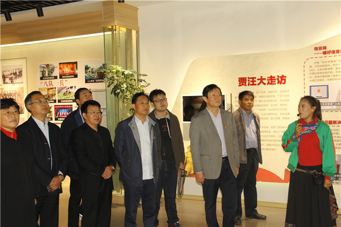 沛縣政協(xié)來賈開展“不忘初心跟黨走”主題黨日活動