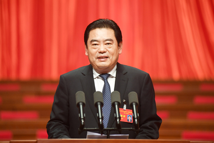 王安順在江蘇省政協(xié)十二屆二次會(huì)議第二次全體會(huì)議上作大會(huì)發(fā)言