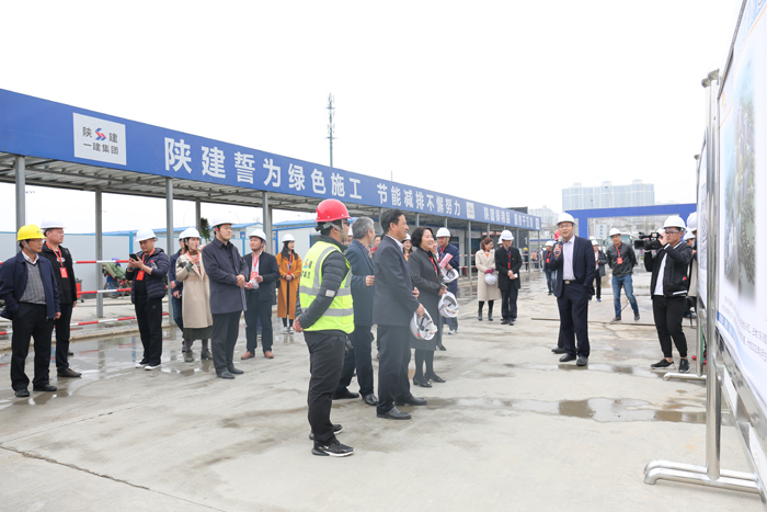 邳州市政協視察重點工程建設情況